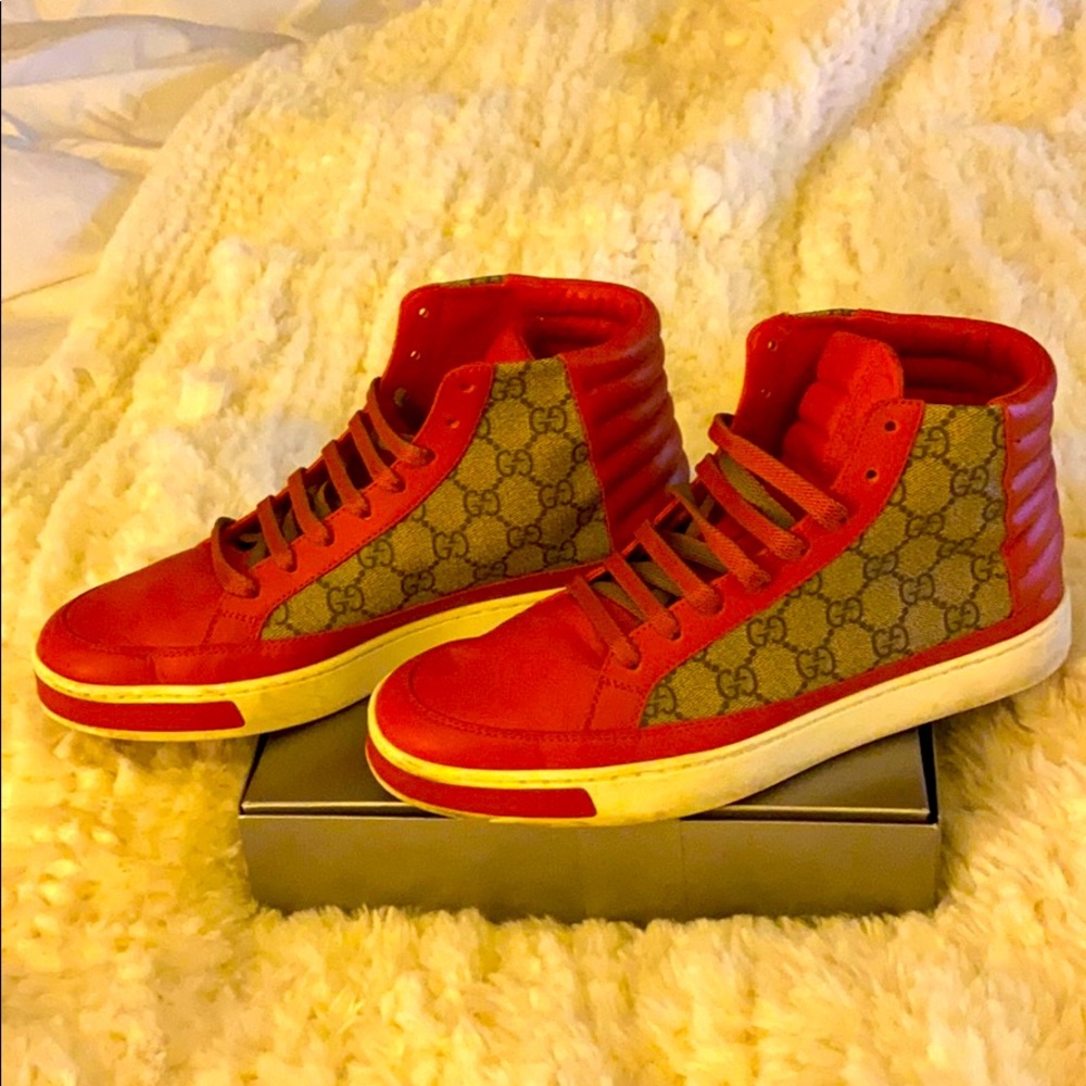 Gucci Men’s GG supreme orange leather high tops